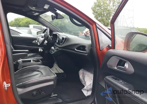 2018 Chrysler Pacifica Limited из США, поврежденный, VIN 2C4RC1GG1JR310768